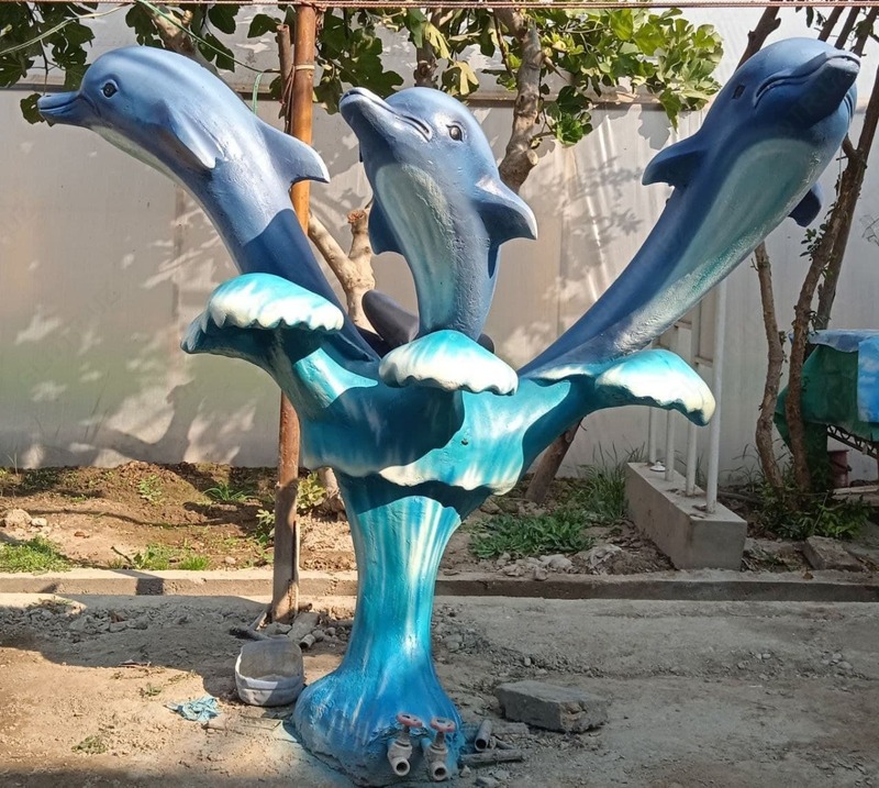 Скульптура "Дельфины на волнах" - 13 203 498 сум