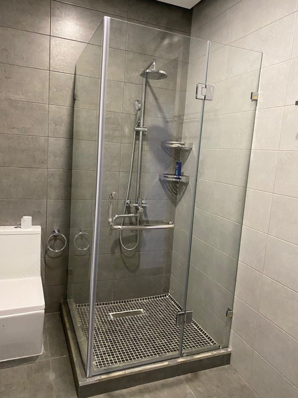 Душевая кабина из стекла №20