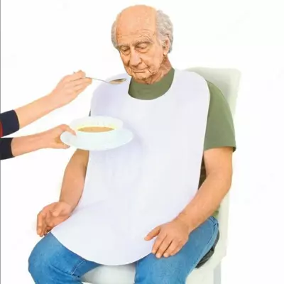 а самих пациентов — от горячих брызг