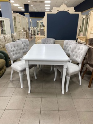 570 сум / шт. Стол и стулья для кухни