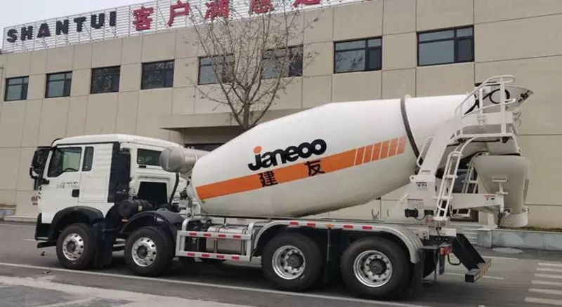 Автобетоносмеситель (Миксер) SINOTRUK HOWO-TX - 750 000 000 сум