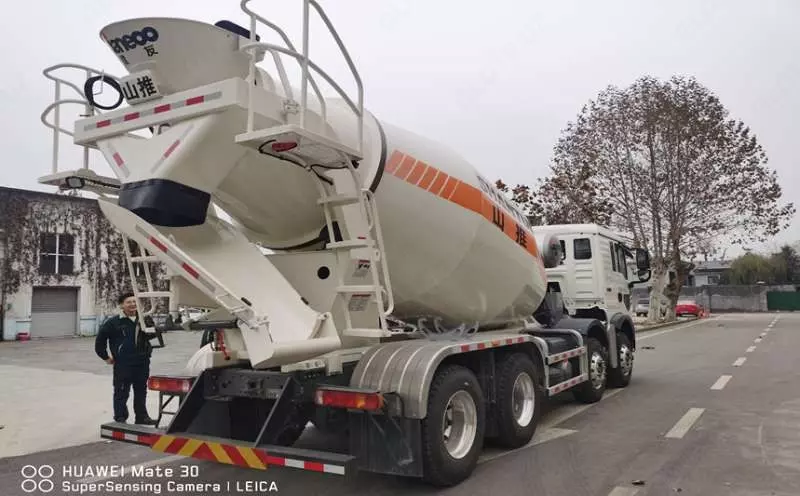 Автобетоносмеситель (Миксер) SINOTRUK HOWO-TX Только в розницу