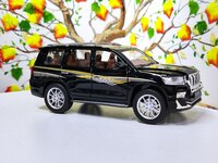 300 000 сум Моделька машины Прадо