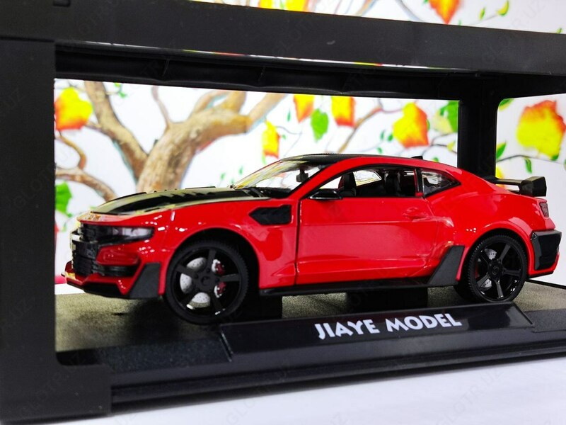 Моделька машины Chevrolet Camaro