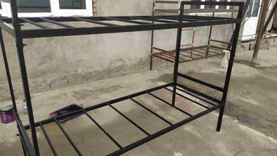 Ikki qavatli karavot (kontrplaksiz) - 700 000 so'm / dona