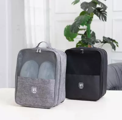 Сумка для обуви чёрного цвета