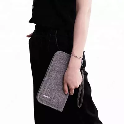 Тревел-кейс чёрного цвета