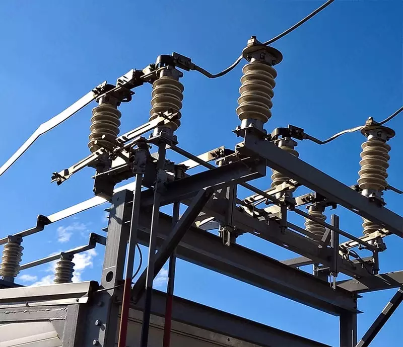 Разъединитель РЛНД с опорной рамой