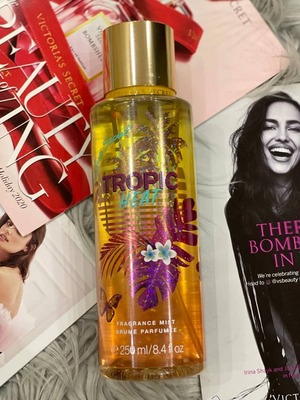 Парфюмированный спрей для тела Victoria's Secret Tropic Heat