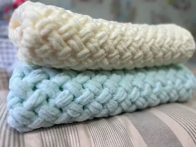 Плед для малышей из ализе пуффи