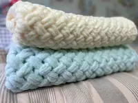 Плед для малышей из ализе пуффи