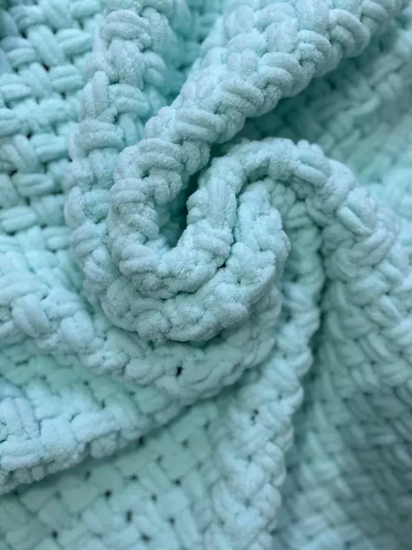 Плед для малышей из ализе пуффи Только в розницу