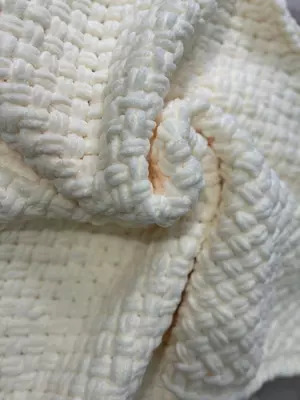 Плед для малышей из ализе пуффи Мастер на все руки