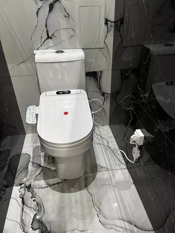 Установка сидений для унитазов с обогревом — комфорт и гигиена нового уровня.