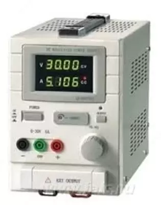 UT3003XE — линейный источник питания