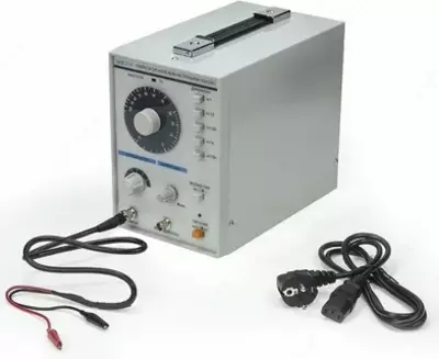 МЕГЕОН 02001 — генератор сигналов низкочастотный