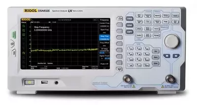 DSA832-TG — анализатор спектра с трекинг-генератором