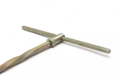 Portativ elektr inshootlari uchun topraklama kaliti L=800 pin: 800 mm uzunlikdagi ko'chma elektr inshootlari uchun topraklama shtankasi. - 330 000 so'm / donadan