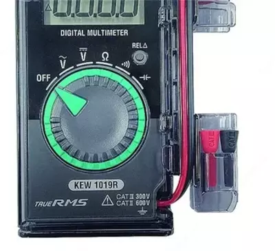 KEW 1019R — цифровой мультиметр в жестком футляре