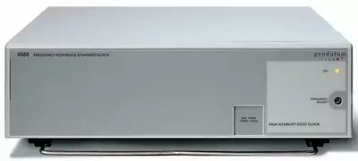 6688/011 — термостабилизированный кварцевый стандарт частоты