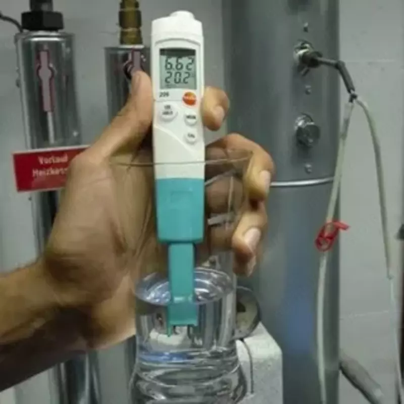 Testo 206-pH2 комплект — карманный pH-метр с кейсом и буферными растворами