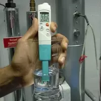 Testo 206-pH2 комплект — карманный pH-метр с кейсом и буферными растворами