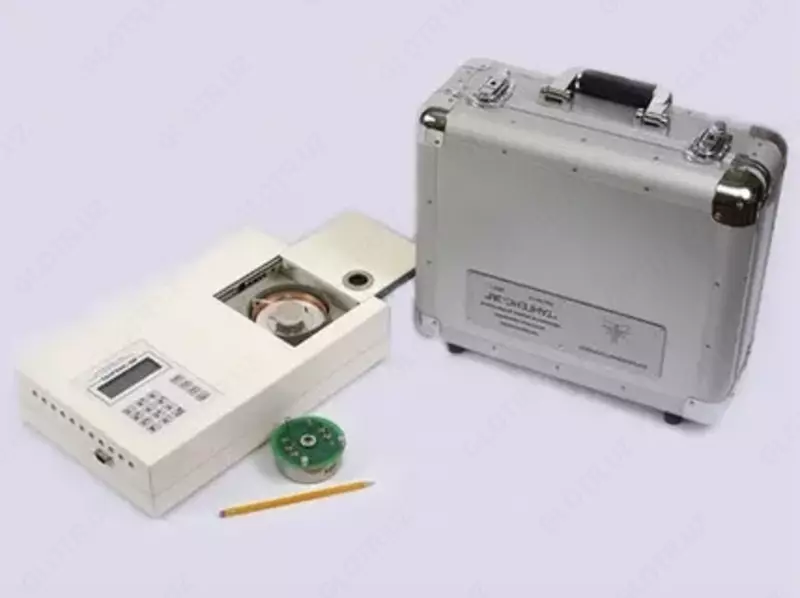 ЯОИ-3 — ячейка образцовая для Тангенс-3М