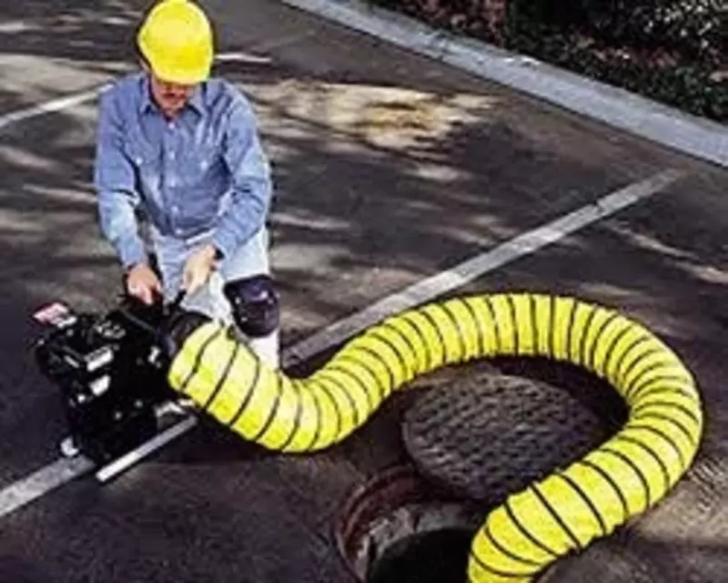 SHT-50 — портативный вентилятор для продувки колодцев на мобильной регулируемой стойке