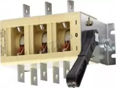 Выключатель-разъединитель ВР32И-35А30220 250А IEK - 20 000 сум / шт.