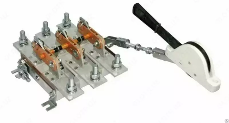 Разъединитель РЕ19-43-31160 1600А IEK