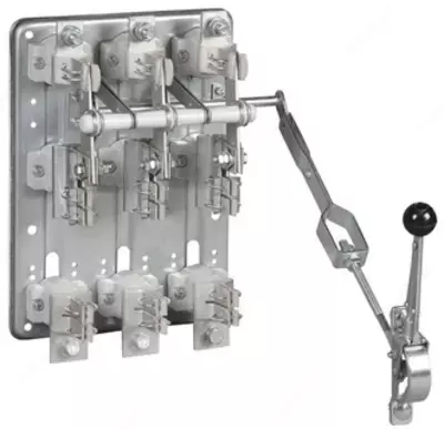 Chap keramika izolyatorlarida RPS 2 / 1L 250A (PN holda) qo