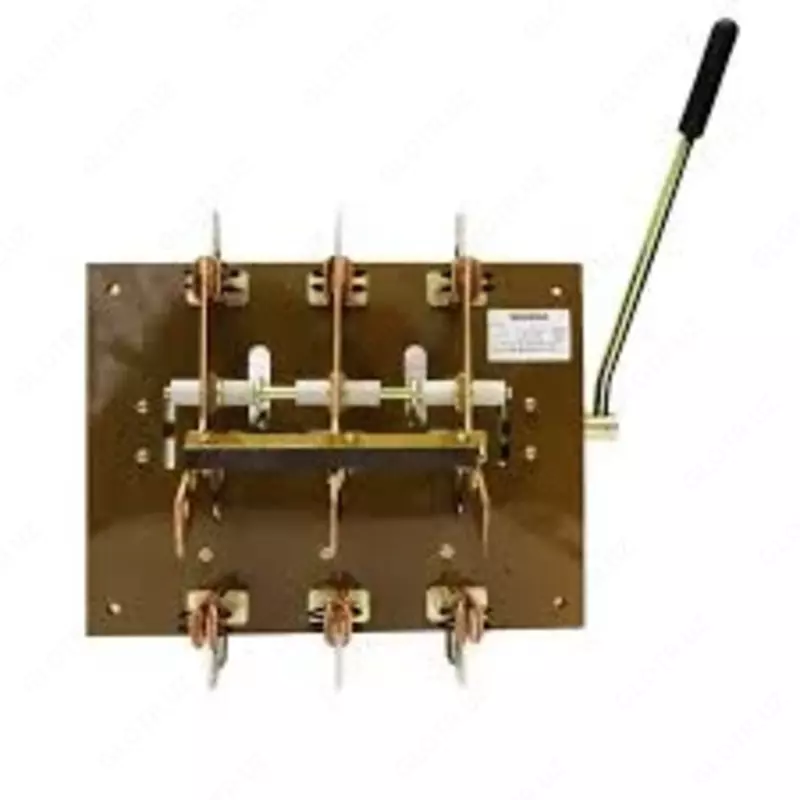 PCB-da PB-36 630A tugmasi