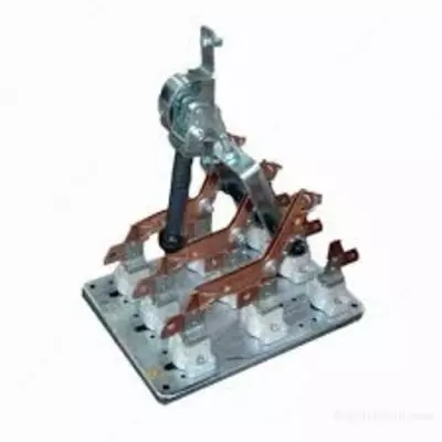 PTs-4 400A tugmachasi markaziy haydovchi