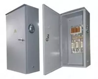 PN2 (YARV-400-32) bilan YARV 400A IP32 kalitiga ega quti PN2 (YARV-400-32) bilan YARV 400A IP32 kalitiga ega quti
