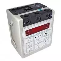 MIT300 — мегаомметр