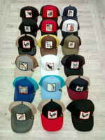 Кепки-бейсболки с фирменным логотипом