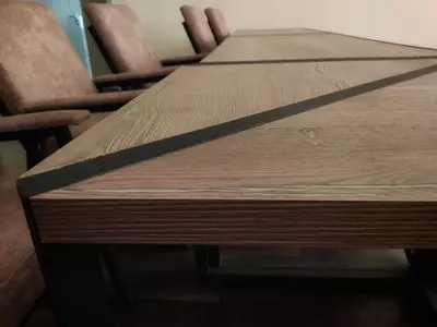 Loft uslubidagi mebel