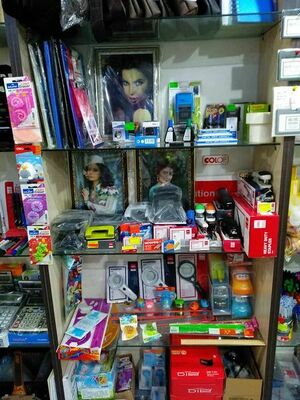 5 175 сум / упаковка Самоклеящаяся бумага 3х3 цветная