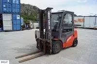 Dizel yuklagich HELI CPSD30