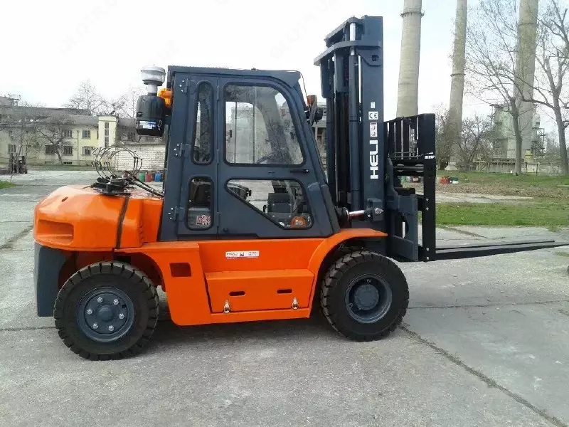 Вилочный дизельный погрузчик HELI CPCD30 3т на 4 5м + счёт справка