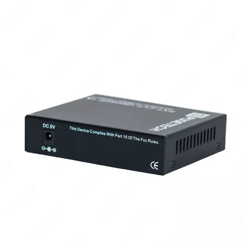   Медиаконвертер 4 порта 100/1000-Base-T / 1000Base-FX с SFP-портом (Арт.PXT-CVT-1000SFP-T4)