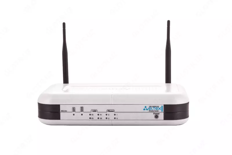 TAU-8.IP abonenti VoIP Gateway (8 FXS)