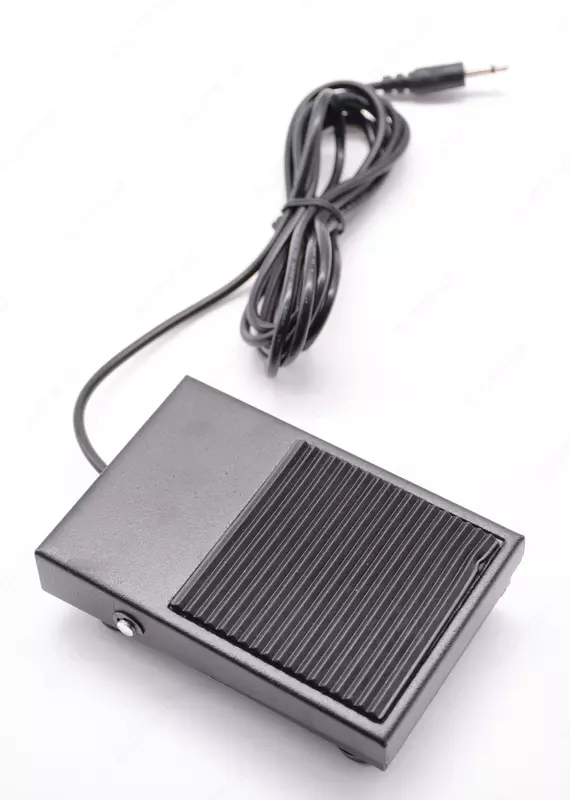 IEC320 C13 8-uyali elektr tarmoqli  C14 vilkasi bilan quvvat simini