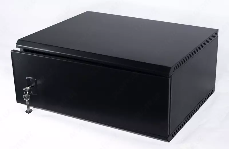 Pixietech 4u devor shkafi 570*450*250 mm  metall eshik