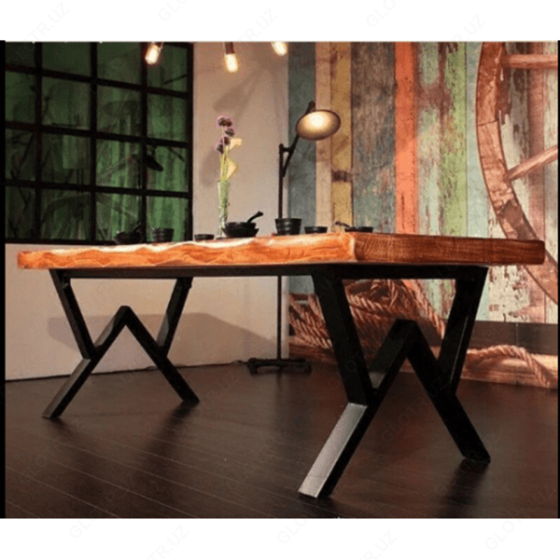 Стол в стиле LOFT