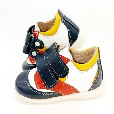 от 424 000 сум / шт. Кроссовки