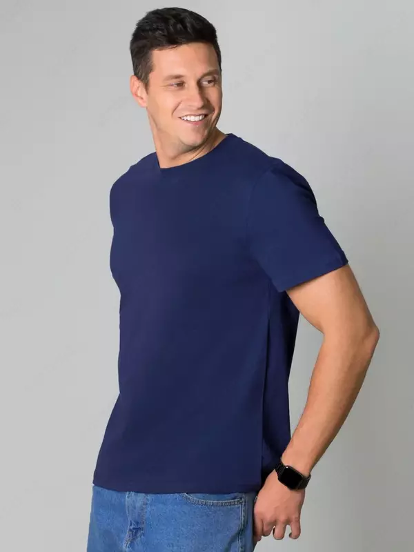 Kundalik paxtadan tikilgan bir xil rangli sport futbolkasi