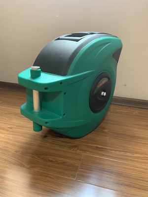 Настенная катушка для полива огорода - Цена по запросу