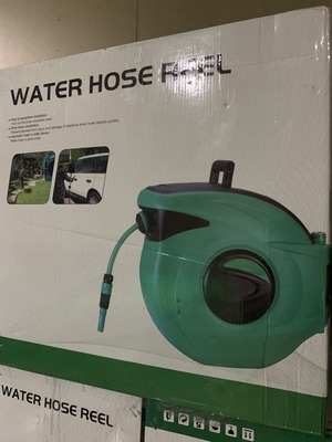 Настенная катушка для полива огорода Hose Line