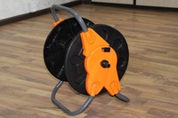 metall + g'ildiraklarsiz plastik (qora-to'q sariq)